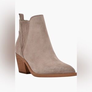 NWOT - Marc Fisher LTD Teona Ankle Bootie - 8